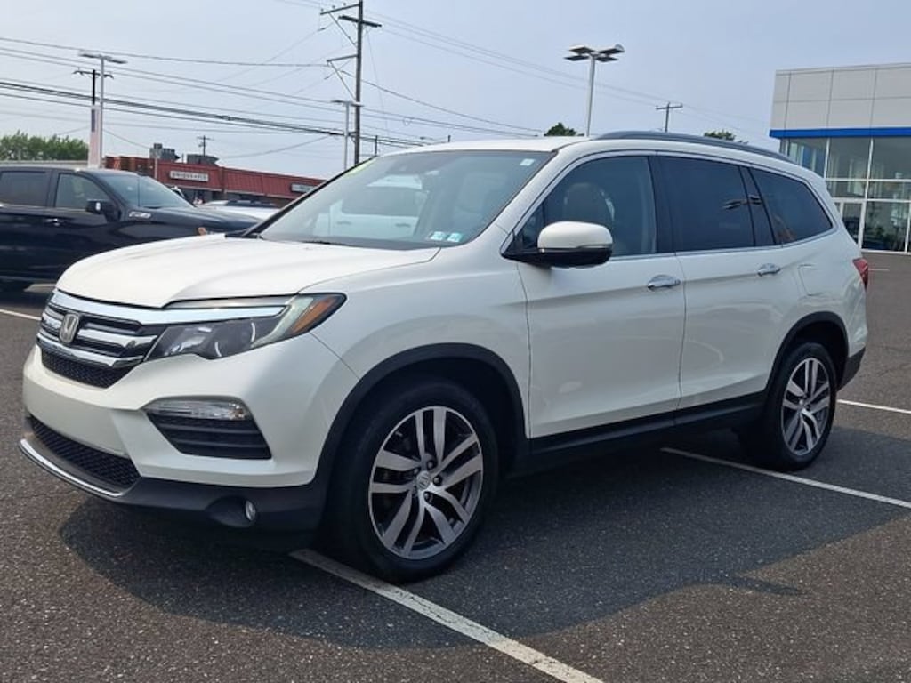 Used 2016 Honda Pilot Touring SUV