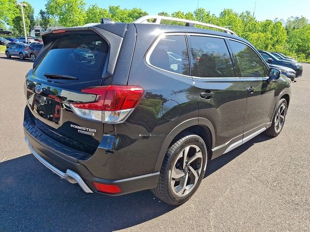 2023 Subaru Forester Touring - Photo 6