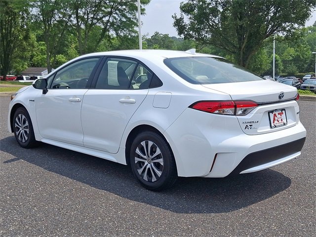 2021 Toyota Corolla Hybrid LE photo 3