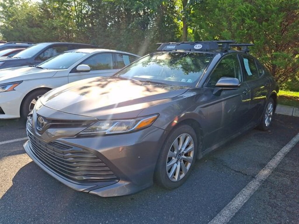 Used 2018 Toyota Camry LE Sedan