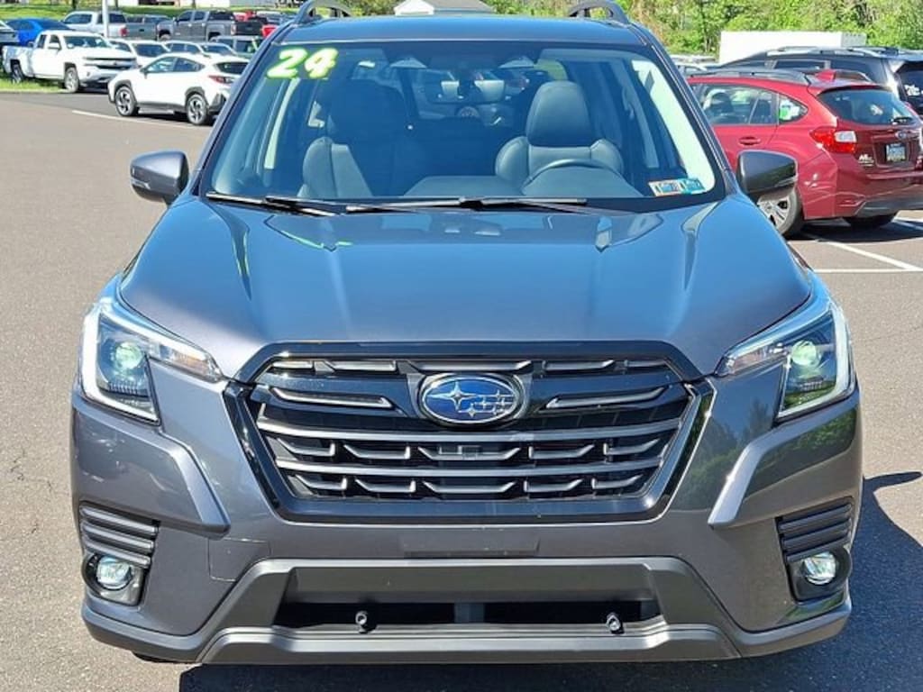 Used 2024 Subaru Forester Limited SUV