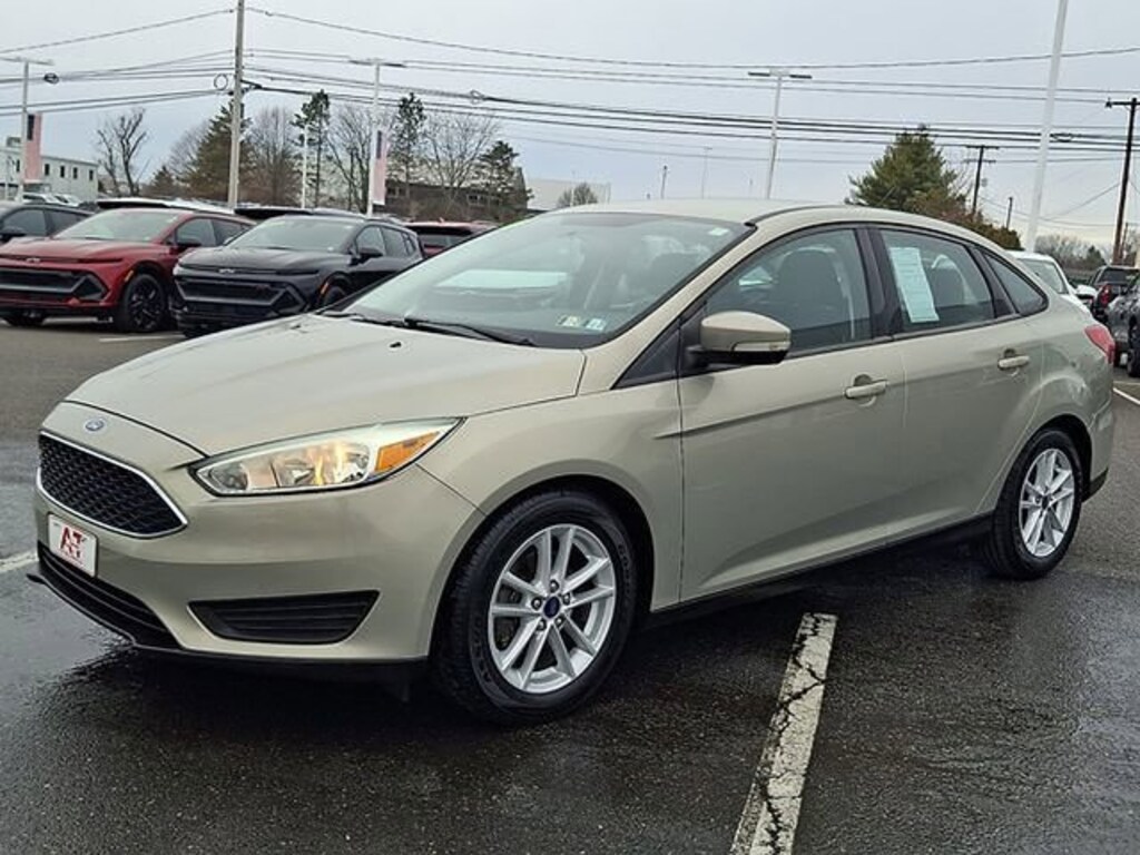 Used 2016 Ford Focus SE