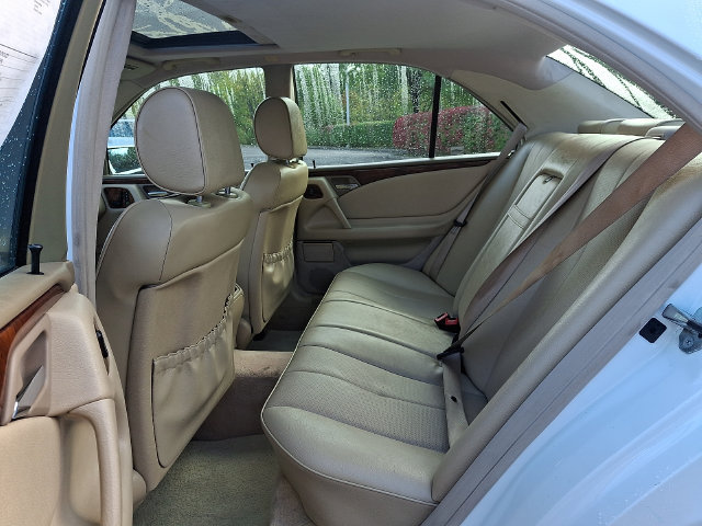 1999 Mercedes-Benz E-Class Base - Photo 10