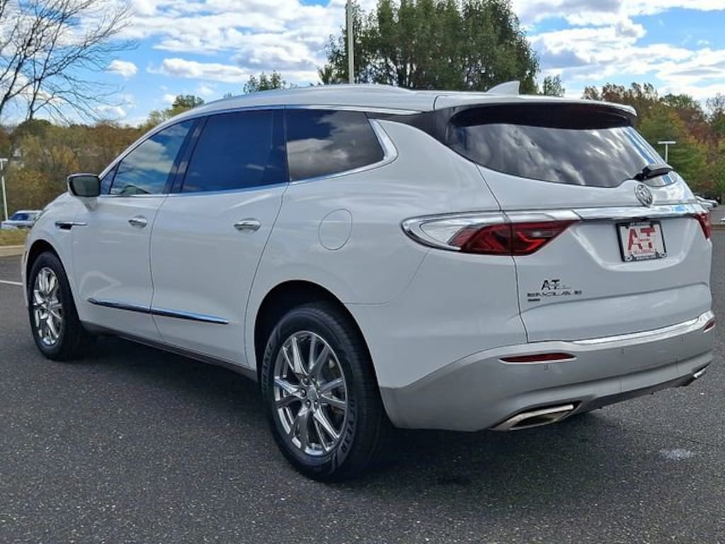 Certified 2022 Buick Enclave Essence SUV