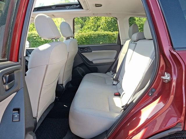 2018 Subaru Forester Premium - Photo 10