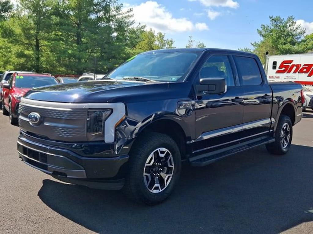 Used 2023 Ford F-150 Lightning XLT Truck