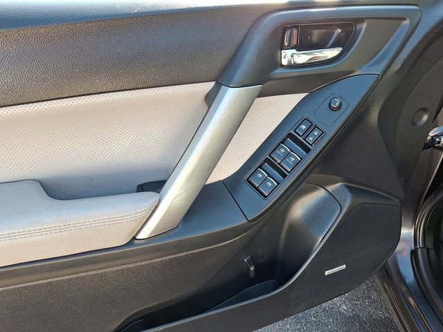 2018 Subaru Forester Limited - Photo 12