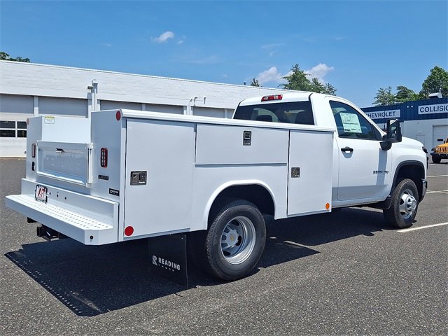 2025 Chevrolet Silverado 3500HD Work Truck photo 4