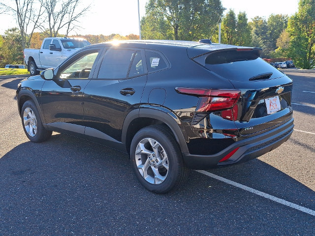 New 2026 Chevrolet Trax LS SUV