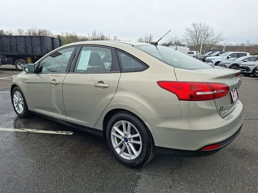 Used 2016 Ford Focus SE