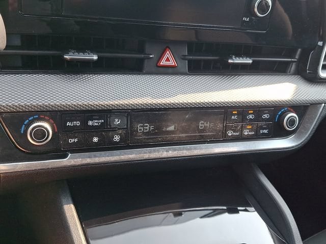 2023 Kia Sportage LX Hybrid - Photo 15