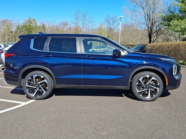 2024 Mitsubishi Outlander SE - Photo 7