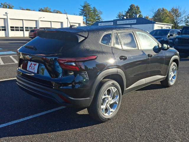 New 2026 Chevrolet Trax LS SUV