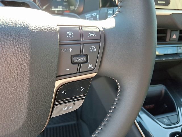 2025 Toyota Crown Signia Limited - Photo 22