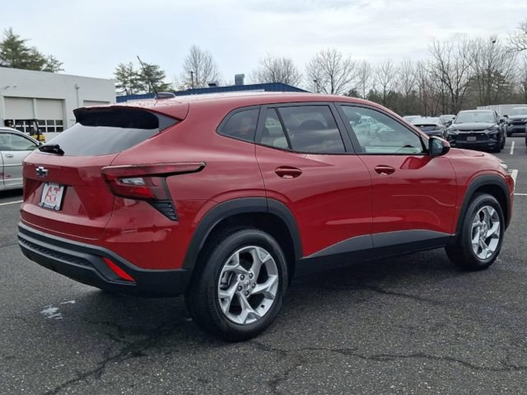New 2026 Chevrolet Trax LS SUV
