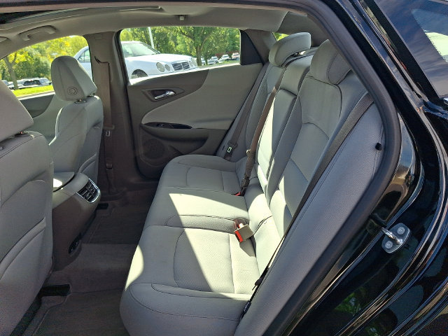 2018 Chevrolet Malibu 1LT - Photo 10