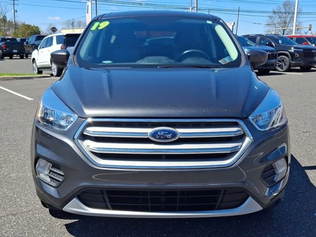 Used 2019 Ford Escape SE SUV