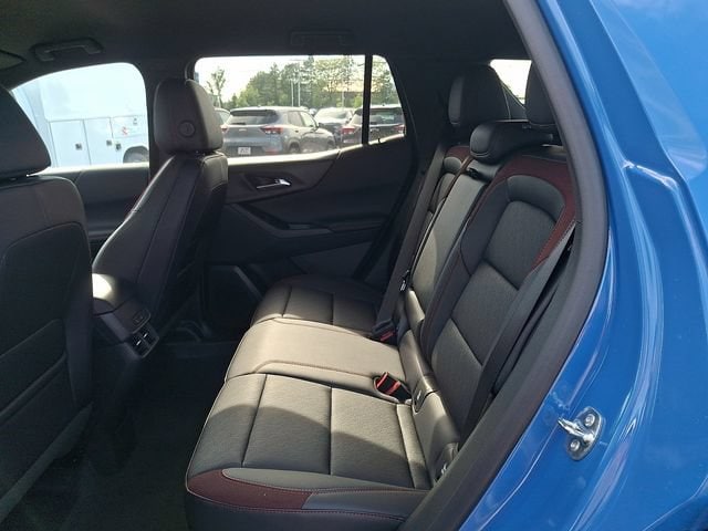 2027 Chevrolet Equinox RS - Photo 6