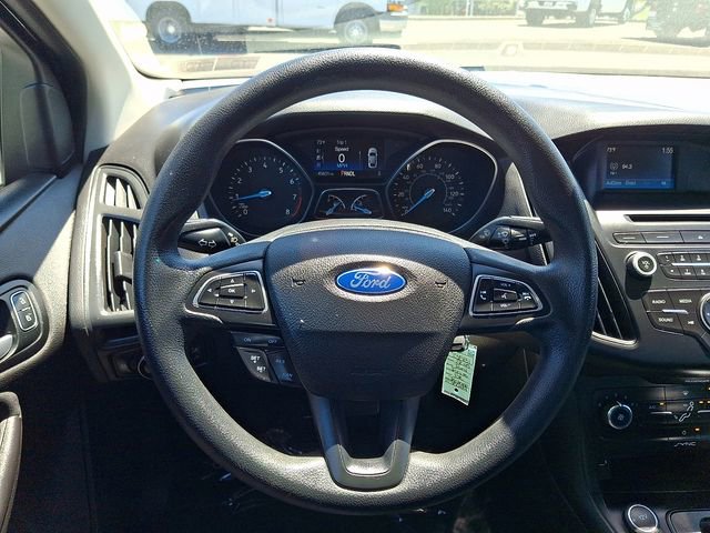 2015 Ford Focus SE - Photo 19
