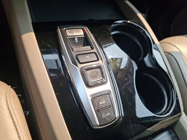 2016 Honda Pilot Touring - Photo 18