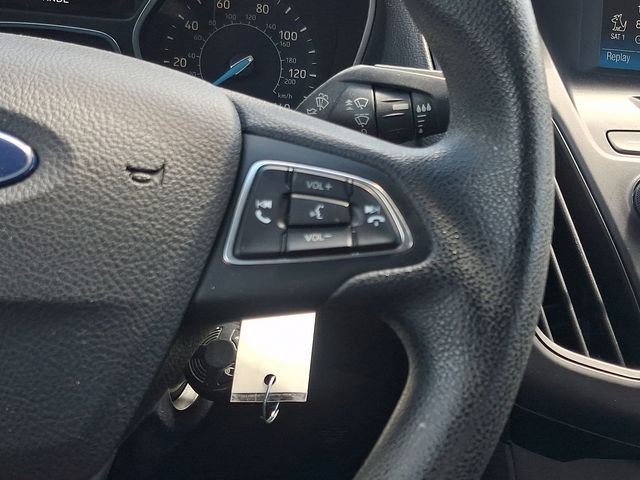 2017 Ford Focus SE - Photo 22