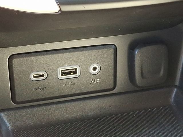 2022 GMC Terrain SLE - Photo 25