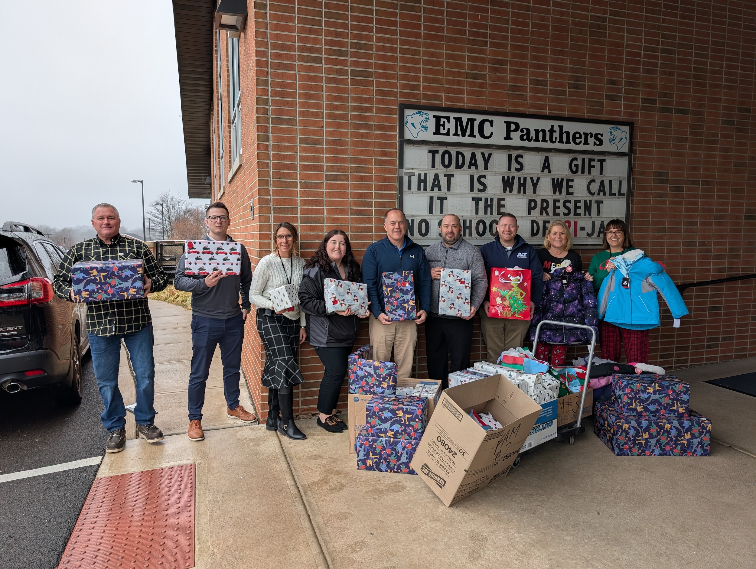 AT%20ChevroletSubaru_AngelTree2024_EMC.jpg