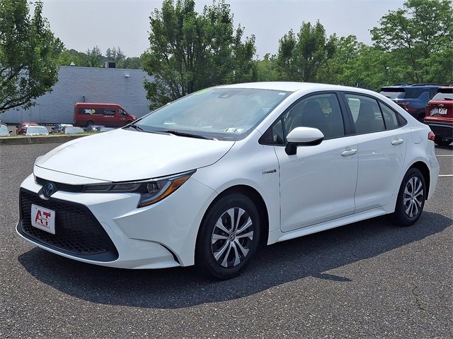 2021 Toyota Corolla Hybrid LE photo 2