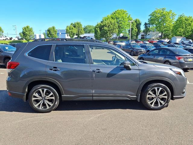 2023 Subaru Forester Limited - Photo 7