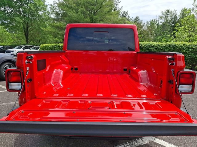 2025 Jeep Gladiator Nighthawk - Photo 27