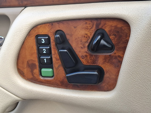 1999 Mercedes-Benz E-Class Base - Photo 25