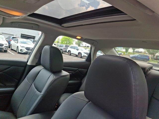2018 INFINITI Q70 LUXE - Photo 14