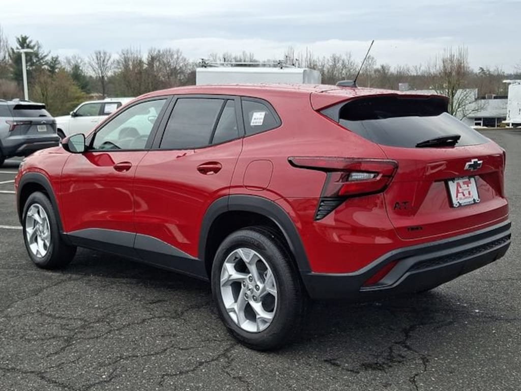 New 2026 Chevrolet Trax LS SUV