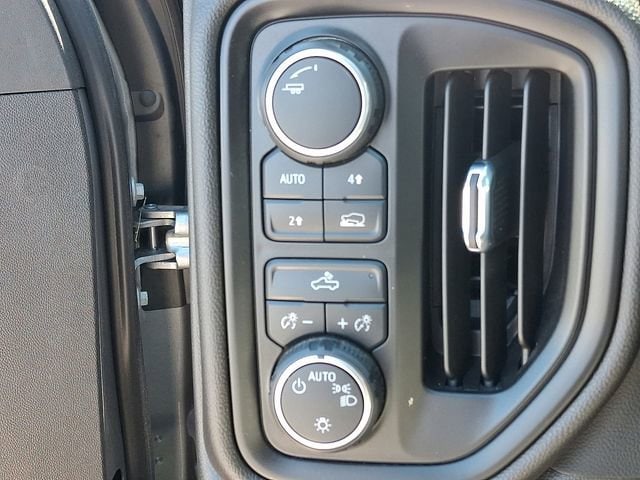 2023 Chevrolet Silverado 1500 Custom - Photo 25