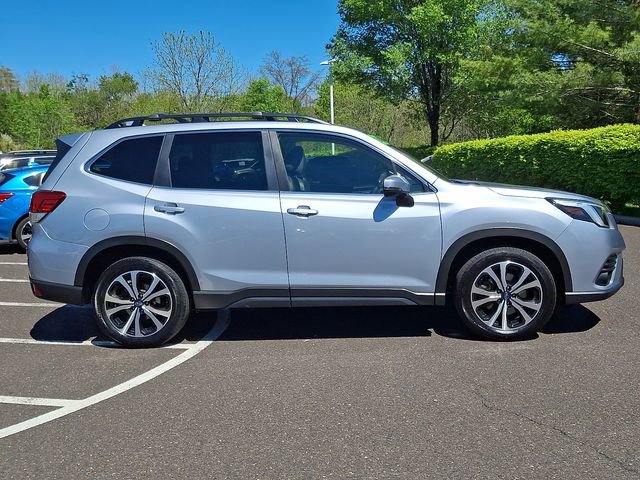 2022 Subaru Forester Limited - Photo 7
