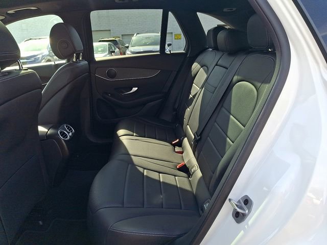 2021 Mercedes-Benz GLC GLC300 - Photo 10
