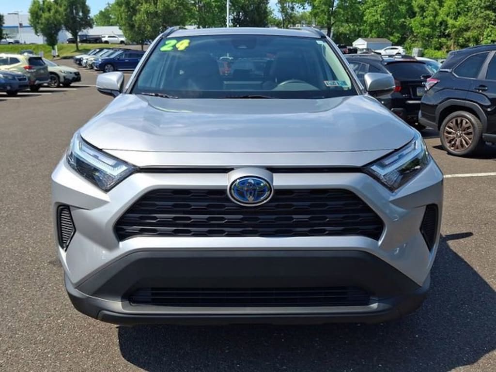 Used 2024 Toyota RAV4 Hybrid XLE SUV