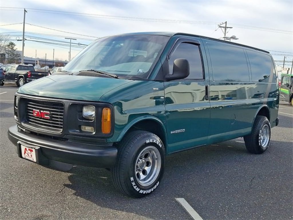 Used 2001 GMC Savana Cargo 2500 Standard Van