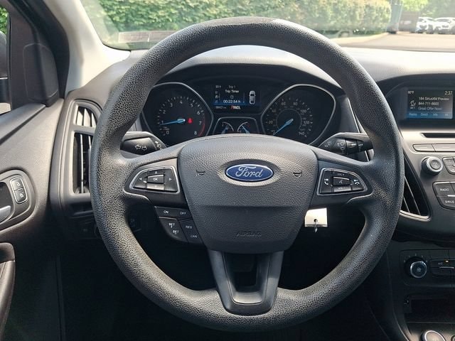 2017 Ford Focus SE - Photo 19