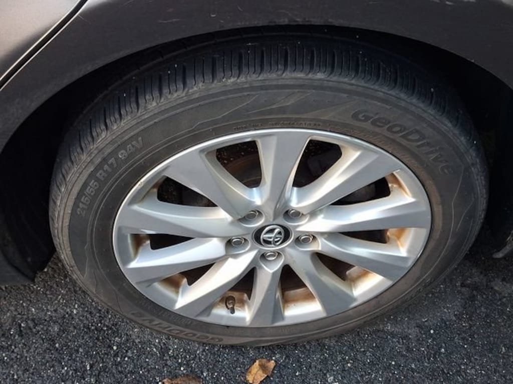 Used 2018 Toyota Camry LE Sedan