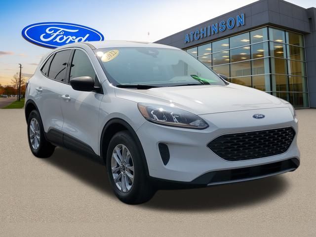 Certified 2022 Ford Escape SE with VIN 1FMCU9G64NUA31506 for sale in Belleville, MI