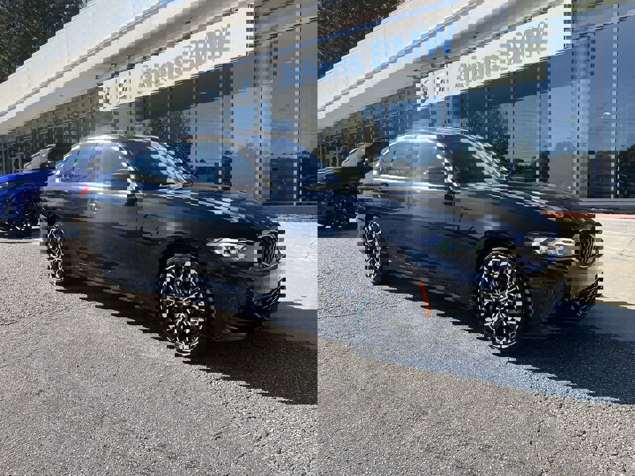 2025 Bmw 330i 3-Series photo 2