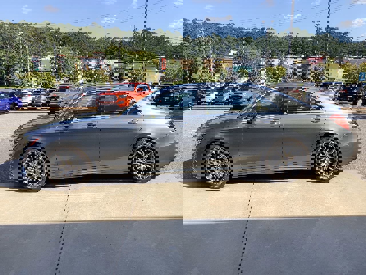 2019 Mercedes Benz S 560 photo 3