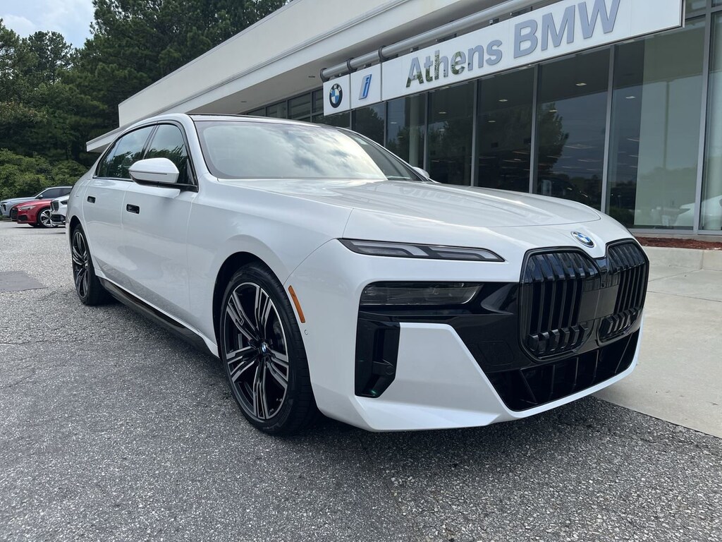 Used 2025 BMW i7 xDrive60 Sedan