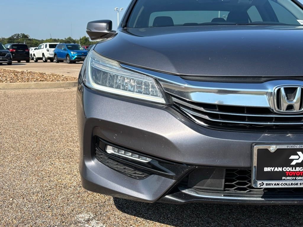 Used 2017 Honda Accord Hybrid Touring Sedan