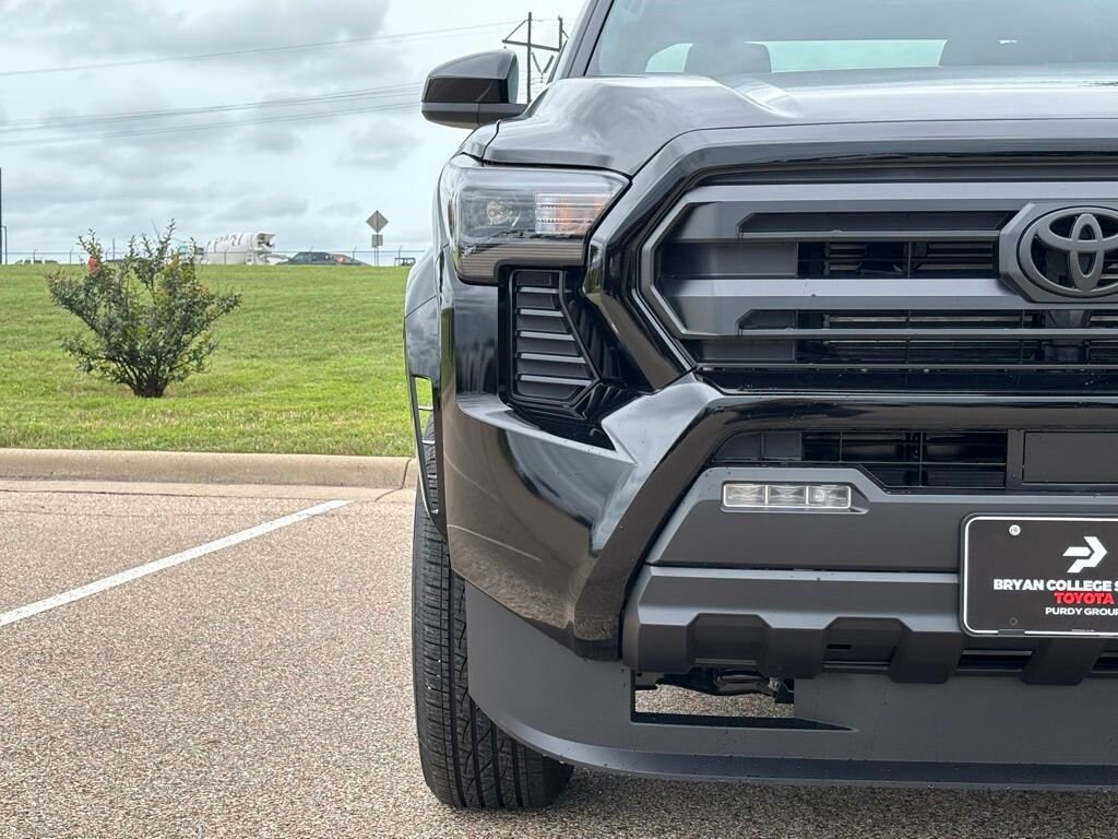 New 2026 Toyota Tacoma SR5 4X4 DOUBLE CAB