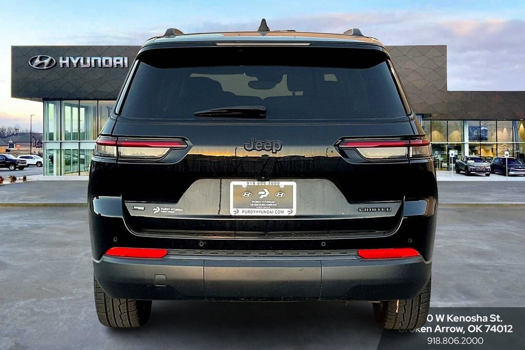 2023 Jeep Grand Cherokee Limited photo 4