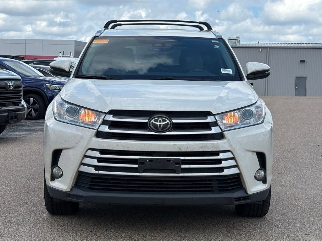 Used 2018 Toyota Highlander XLE V6 SUV