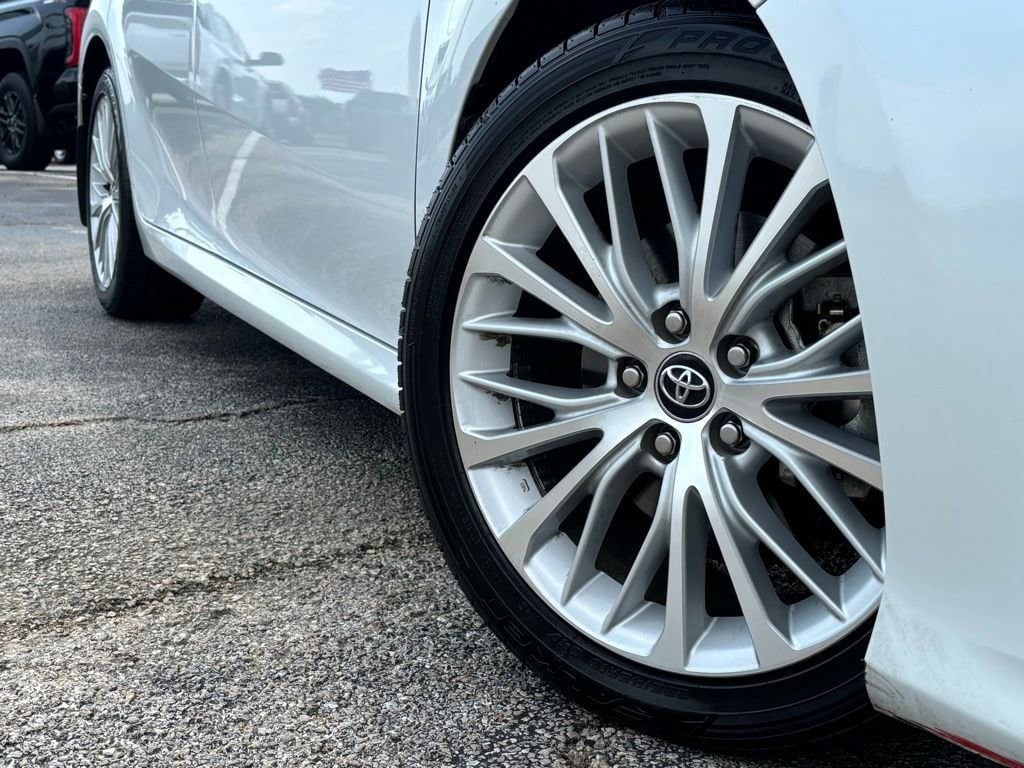 Used 2019 Toyota Camry XLE with VIN 4T1BZ1HK4KU029177 for sale in Bryan, TX
