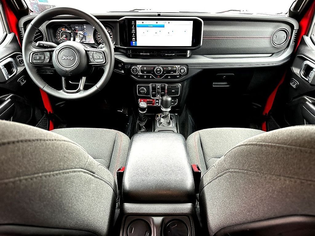 2025 Jeep Wrangler 4-Door Rubicon - Photo 28